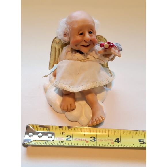 Goebel Richard Simons Reminder Angel Figurine Remember: Be Kind to Animals - Picture 7 of 14
